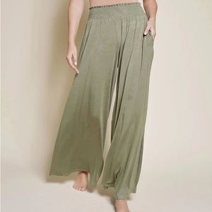 OLIVE NEW  WIDE-LEGGED PANTS BAMBOO W/ POCKETS